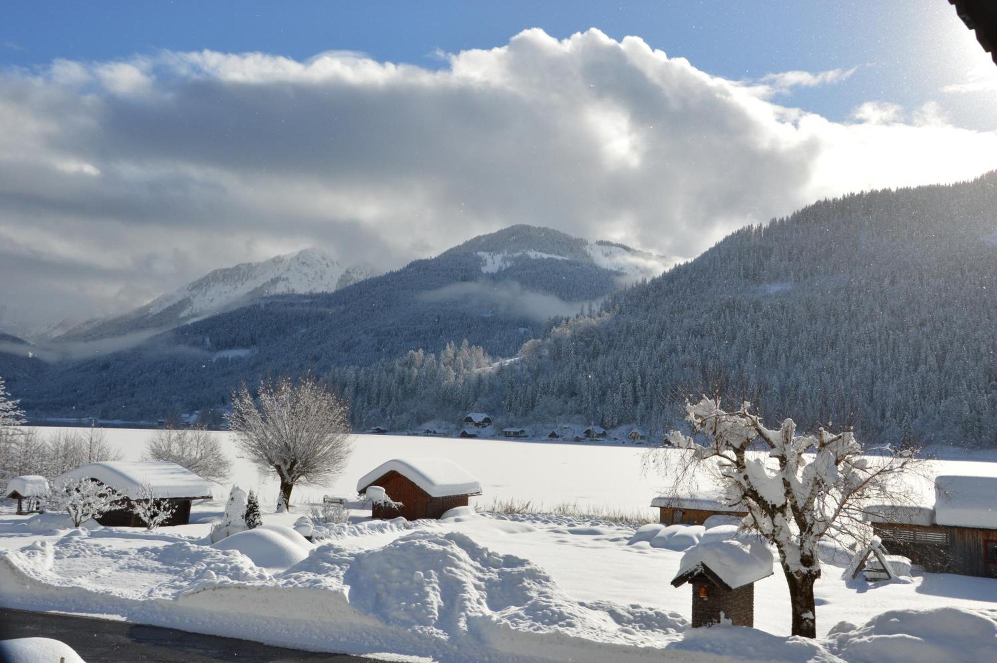 Haus Binter Hotel Weissensee Exterior photo