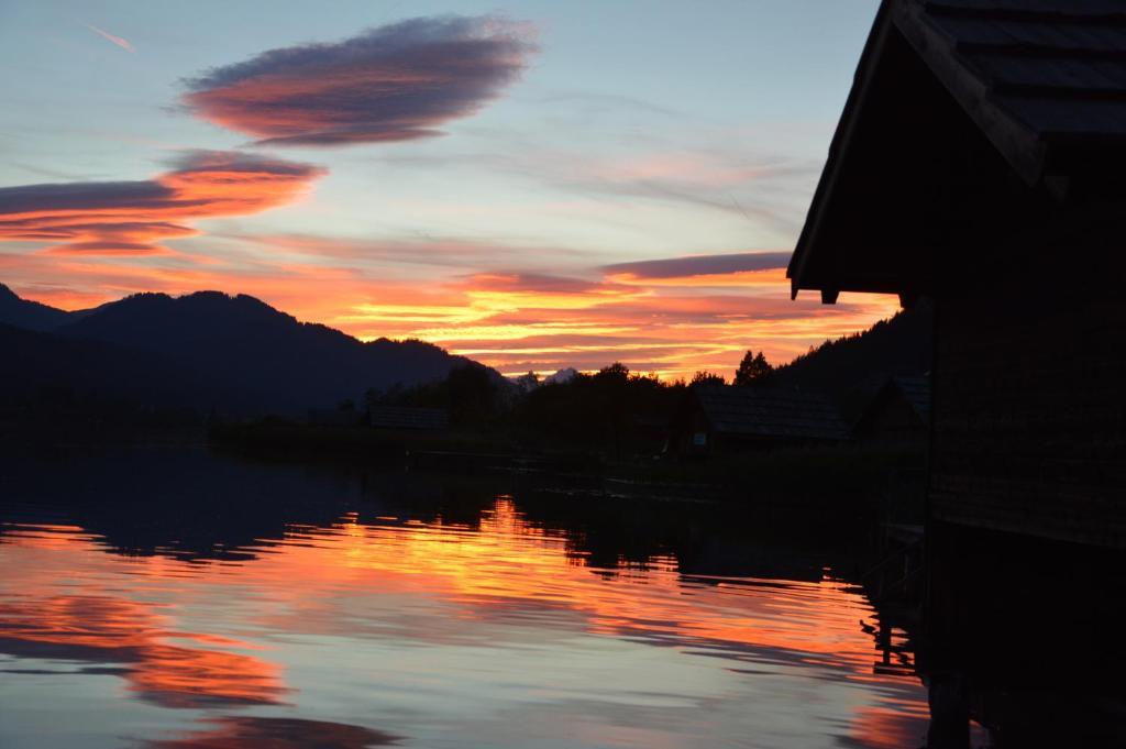 Haus Binter Hotel Weissensee Exterior photo